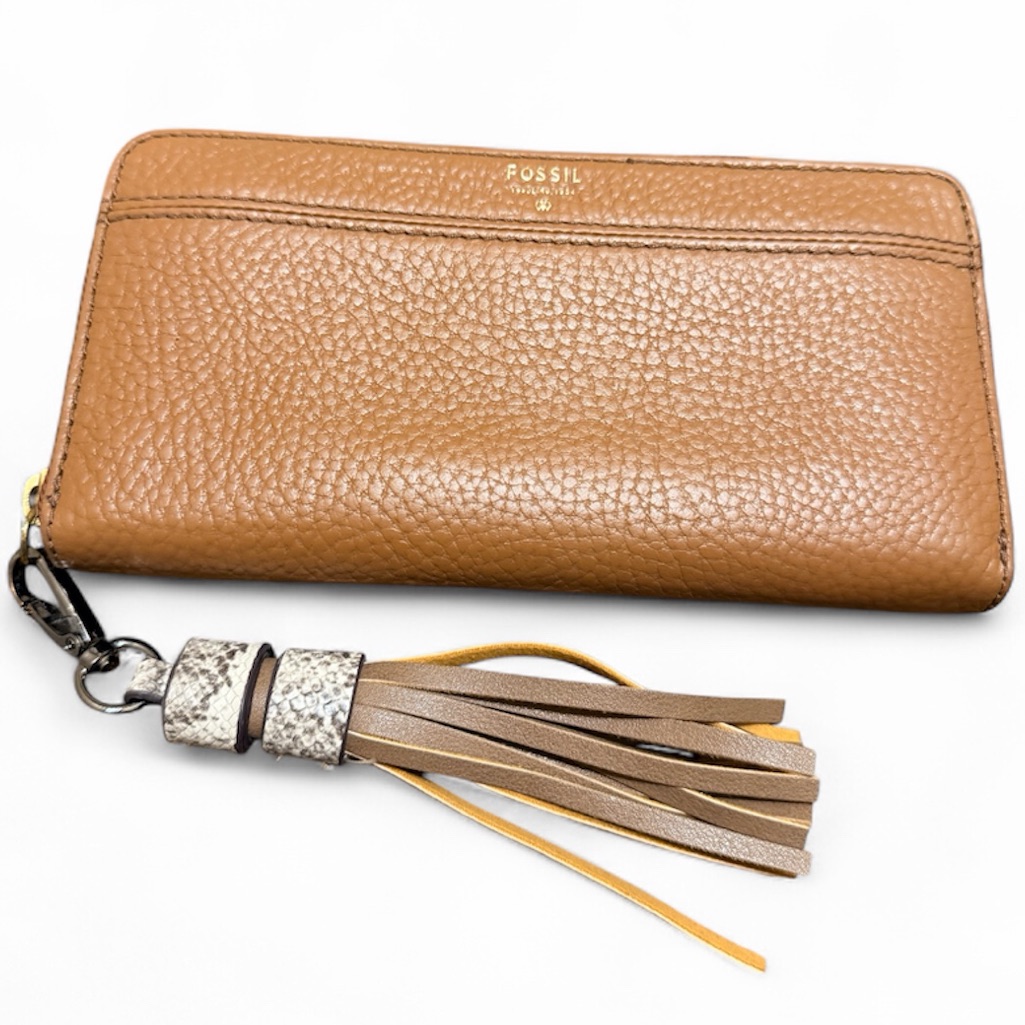 Fossil Pebbled Leather Large Zip Around Brown Wallet With Tassel Women’s